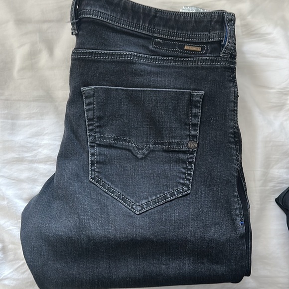 7 PAIR LOT MENS JEANS - Picture 5 of 7